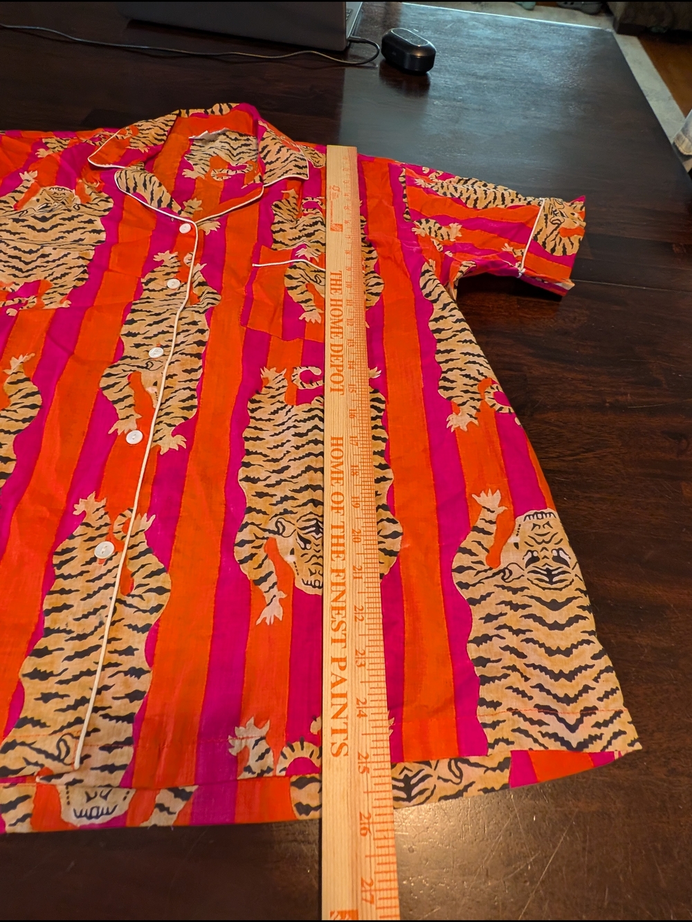 Soothe Our Souls Tibetan Tiger Organic Cotton PJ Set Pink & Orange, Women's L - Picture 5 of 9